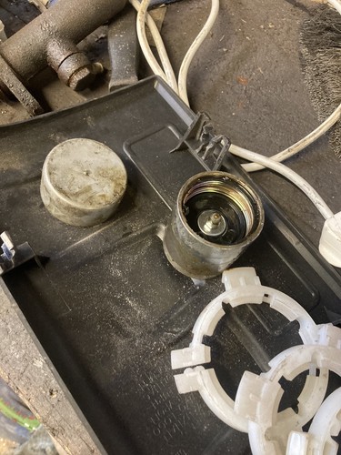Bradley trailer hub - hub, auto