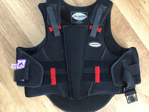 Childs meduim body protector - body,