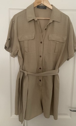 Women size safari style - size, 18
