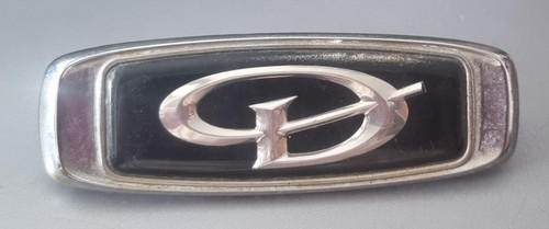 Daimler wing badge - daimler,