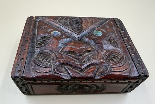 Beautiful new zealand māori - new,