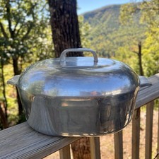 Wagner Ware Sidney O Magnalite 4365 P Oval 8 Qt. Dutch Oven Roaster Vintage