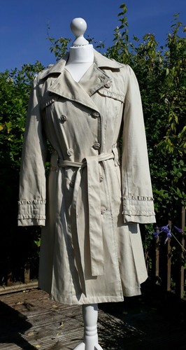 Vtg victorian style mac trench - style,