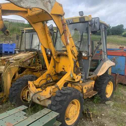 Jcb 2cx breaking message - breaking, with