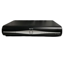 SKY PLUS + HD BOX DRX890 500GB SKY AMSTRAD REMOTE AND LEAD RF OUT 