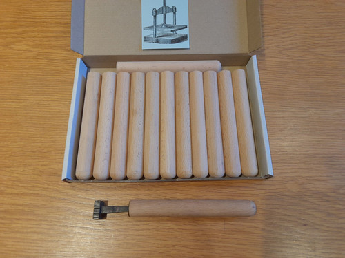 Bookbinding finishing tool - finishing,