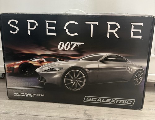 James bond 007 - james,