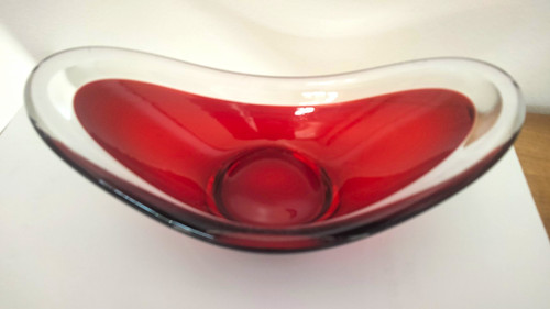 Red clear art glass - &, oval