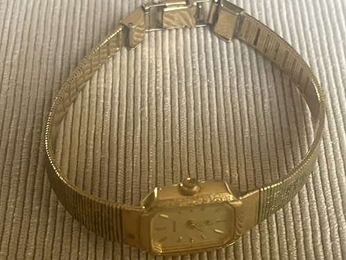 Vintage accurist ladies quartz - ladies,