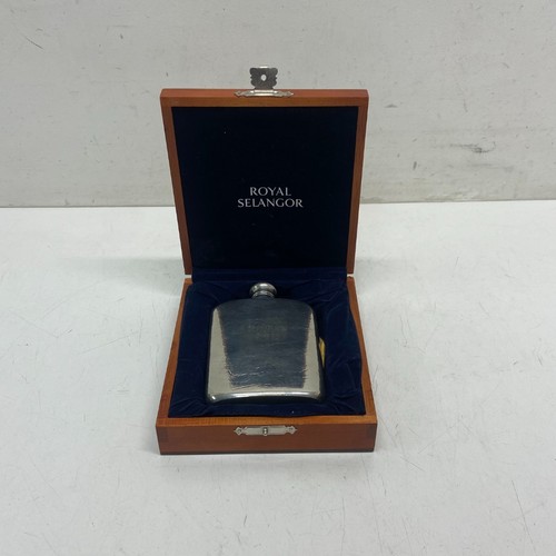 Royal selangor hip flask - royal,