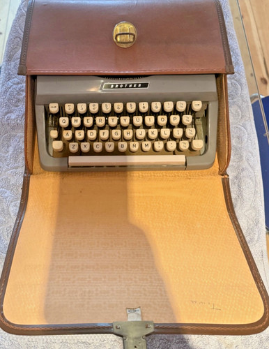 Vintage brother portable - vintage,