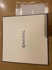 Chanel box