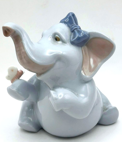 Nao lladro don tell - don't,
