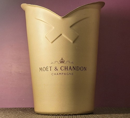 1980 moet chandon - 1980's,