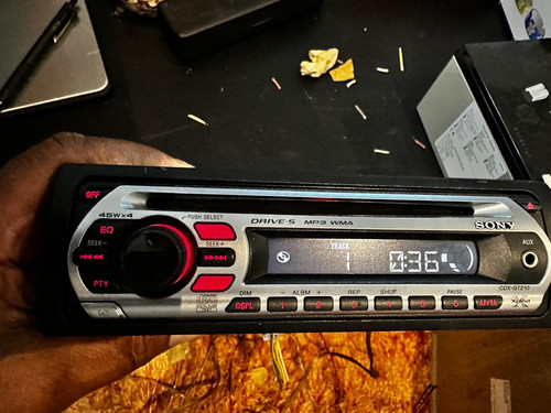 Vintage sony cdx - cdx-gt210, car