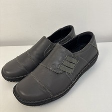  Loretta grey leather flat