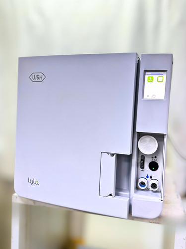 Lyla type dental - type,