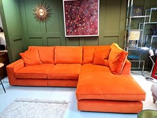 THE LOUNGE COMPANY  CORNER