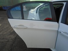 11 BMW 318I E90 2.0 ES SALOON