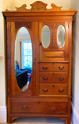 Antique oak linen - oak, press