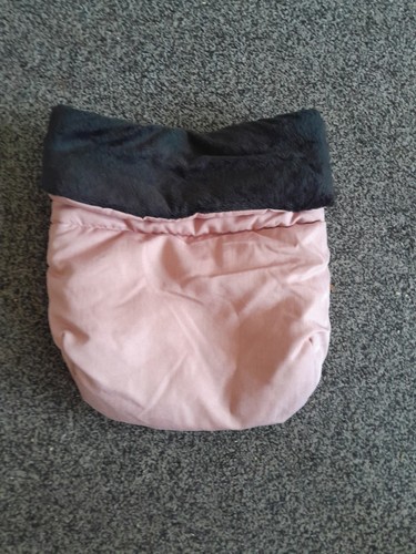 Universal cosy toes footmuff - cosy,
