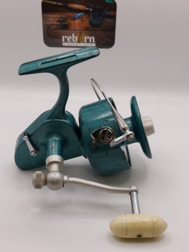 225 vintage fishing reel - fishing,