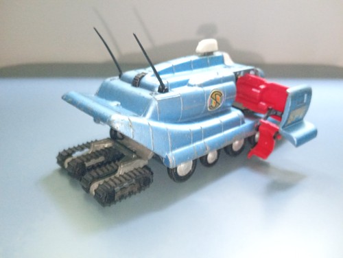 Spectrum pursuit vehicle 104 - spectrum,