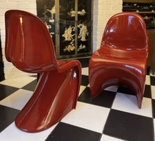 Iconic Vitra Panton S Bend