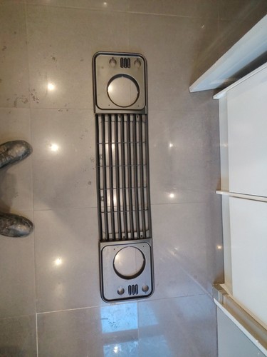 Landrover defender front grill - landrover,