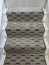 Wilton Stair Carpet Runner 8m / Upto 16 Steps - 61cm Wide - Beige / Grey