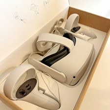 Meta Oculus Quest 2 -