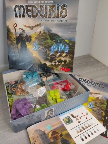 Meduris board game - board,
