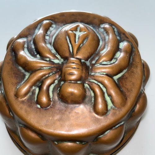 Rare antique spider motif - antique,