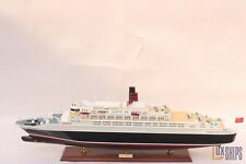 QUEEN ELIZABETH 2 Model Ship