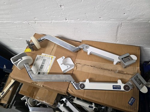 Humanscale monitor arm - x,