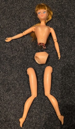 Vintage palitoy action - palitoy, girl