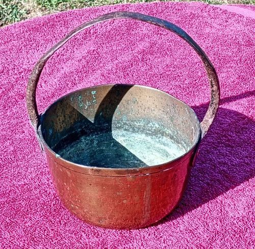 Small brass pan with hand