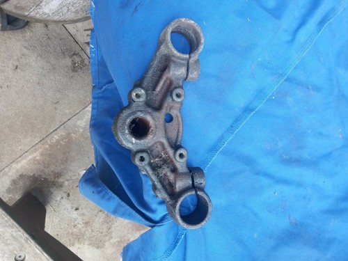 Suzuki gt185 bottom yoke
