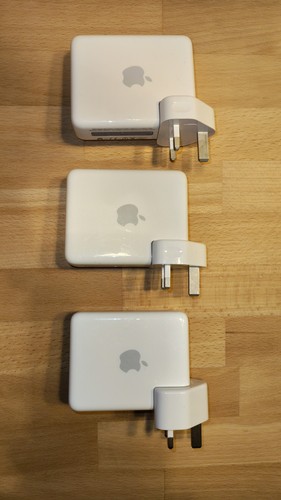 Three apple airport - three, express