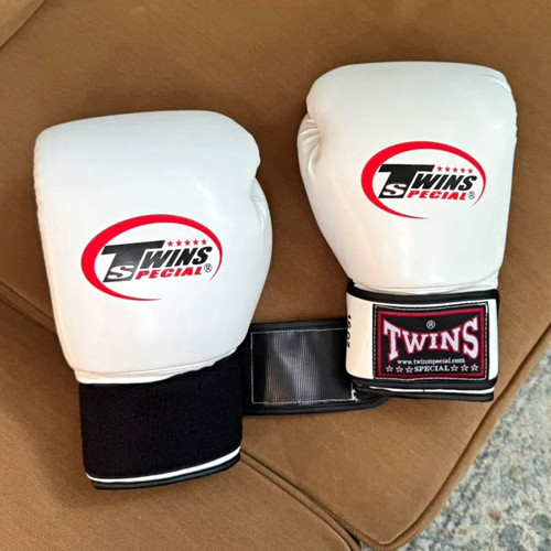 Twins special white - white, training