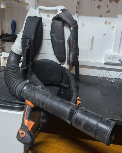 Stihl 600 backpack - br, leaf