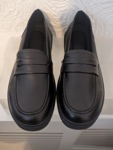 Black loather shoes size - black,