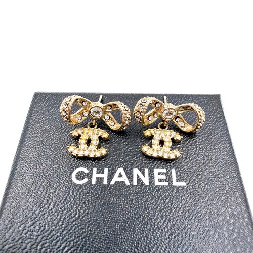 Chanel logo ribbon - logo,