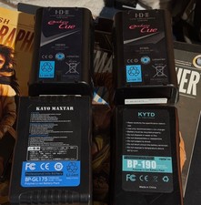 V Lock Batteries (x4) 190Wh