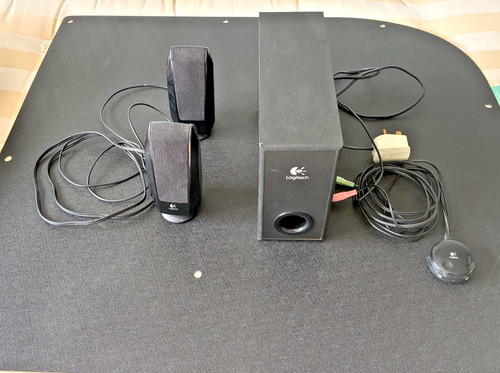 Logitech 220 computer - logitech, s-220