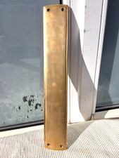 LARGE VINTAGE BRASS FINGER