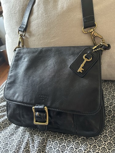 Black vintage fossil crossbody - black,