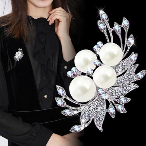 Luxury shiny flower brooch - shiny, for