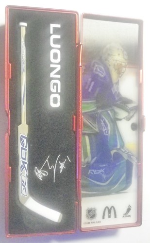Roberto luongo vancouver - roberto,