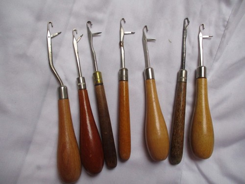 Vintage rug making latch - 7,